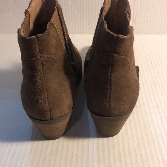 Adam Tucker Brown Suede Trixie Boot Womens Size 7.5 EUC - Picture 4 of 6